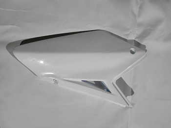 Пластик задний FXR250-Белый- левый