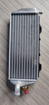 Радиатор левый (с датчиком темп) Х7