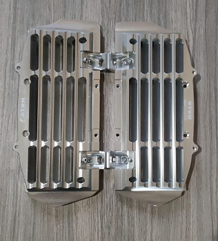 Защита радиатора серебристая KTM - HUSQVARNA