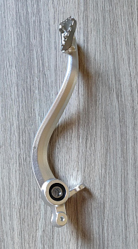 Педаль заднего тормоза KEWS K16-18 -ОТОМ